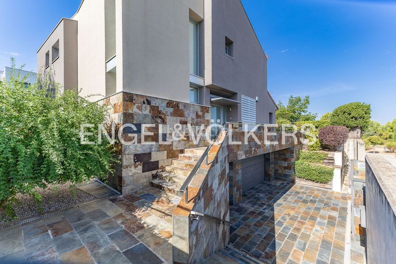 Foto f904ab18-58e7-447d-a8bc-a304c37558f5. Casa excepcional casa en el Arxiu de sant cugat en Sant Cugat del Vallès