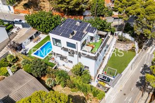Casa a Montmar