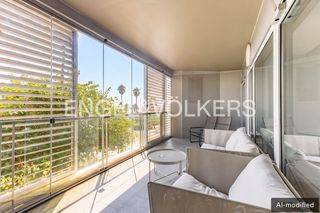 Piso en Diagonal Mar i el Front Marítim del Poblenou. Exclusivo apartamento con terraza, piscina y vistas al mar