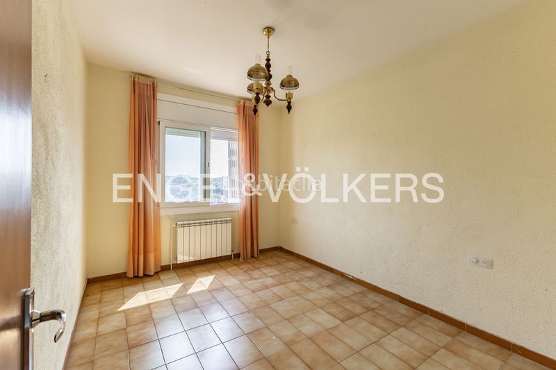 Foto bdeae00c-ecd9-4592-bdeb-9d255abb57fd. Casa amb calefacció a Cànoves i Samalús