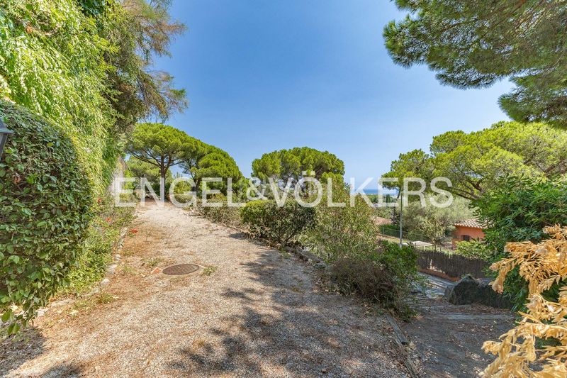 Foto 5c6d7d4d-b4b5-4759-a496-d9e0a87513da. Casa amb calefacció aparcament piscina a Cabrera de Mar