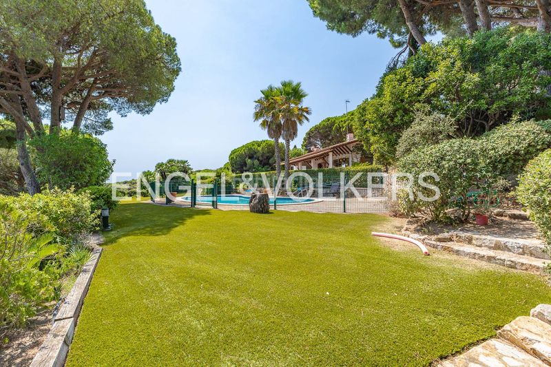Foto a104392a-b1a1-41be-9e77-ea5bfa838919. Casa amb calefacció aparcament piscina a Cabrera de Mar