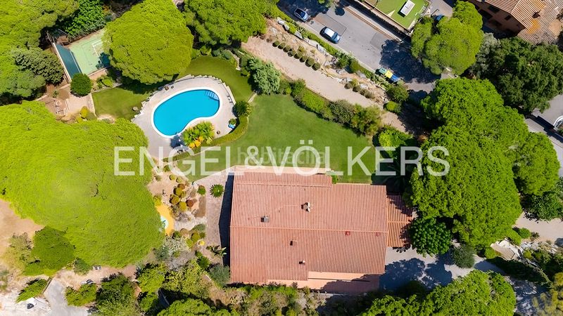 Foto c55814a1-0fd6-403f-bd00-1265009dd392. Casa amb calefacció aparcament piscina a Cabrera de Mar
