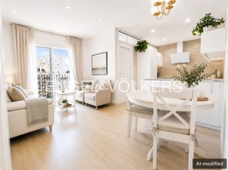 Etagenwohnung in La Nova Esquerra de l´Eixample. Piso con balcón en esquerra de leixample