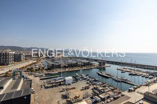 Àtic a Port. Espectacular ático con terraza privada y vistas al port badalona