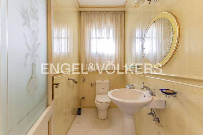 Foto a49be85c-db49-458a-9cd1-f54e58bda82c. Casa amb calefacció a Centre Pineda de Mar