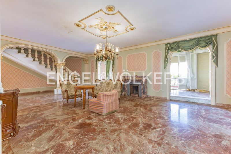 Foto c545537a-78b0-4958-af3d-b51115d896a7. Casa amb calefacció a Centre Pineda de Mar