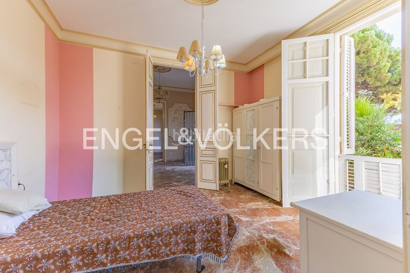 Foto cfdf271a-0030-41e8-b843-e521cf004a11. Casa amb calefacció a Centre Pineda de Mar