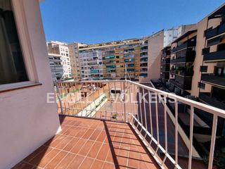 Rent Flat in Navas. Precioso piso de 3 habitaciones en el clot