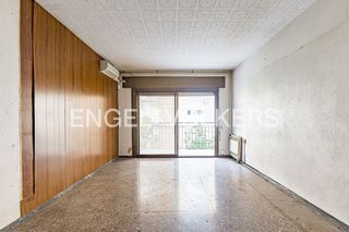 Pis a Centre. Amplio piso en el centro de badalona
