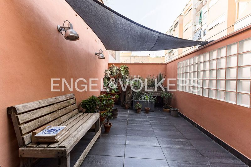 Foto cad71667-0120-4a71-b0d6-da578e829455. Loft amb calefacció a Guinardó Barcelona