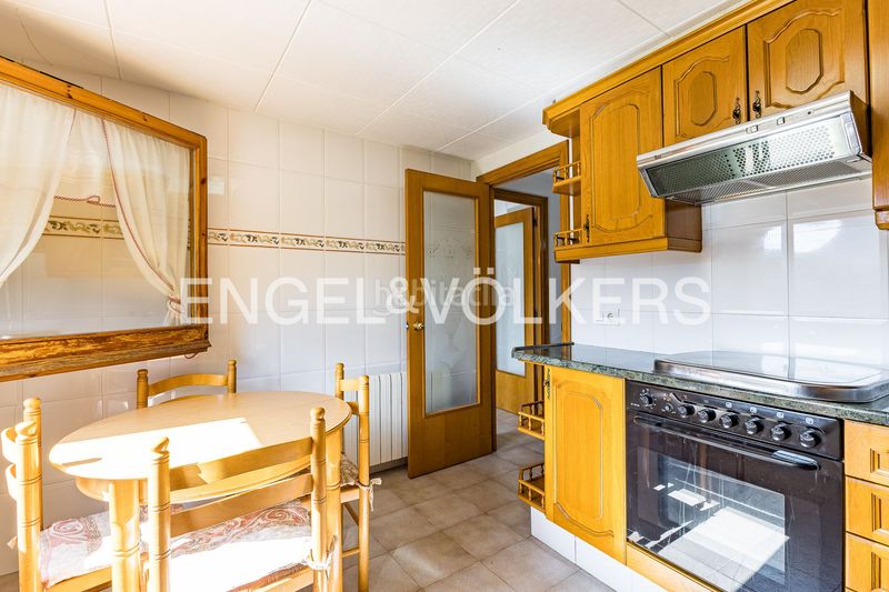 Foto b9c098e0-e78b-438e-ab12-93861a9c4589. Casa amb calefacció a Cercs