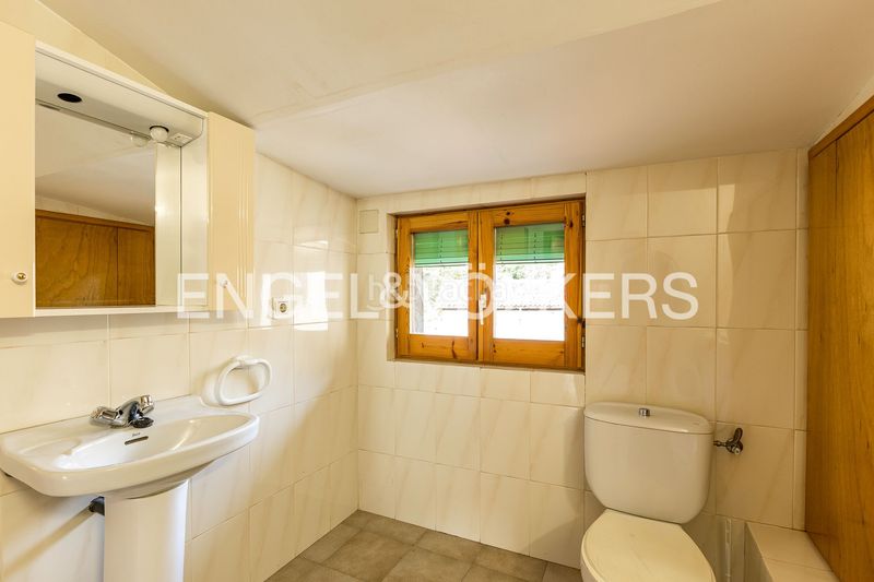 Foto e7ec7efe-7221-406a-8584-5ace9fabefe9. Casa amb calefacció a Cercs