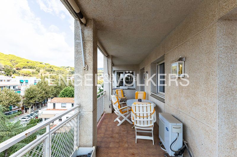 Foto c28f8434-f528-4d8e-8c9e-fd634958685d. Pis amb calefacció aparcament piscina a Caldes d´Estrac