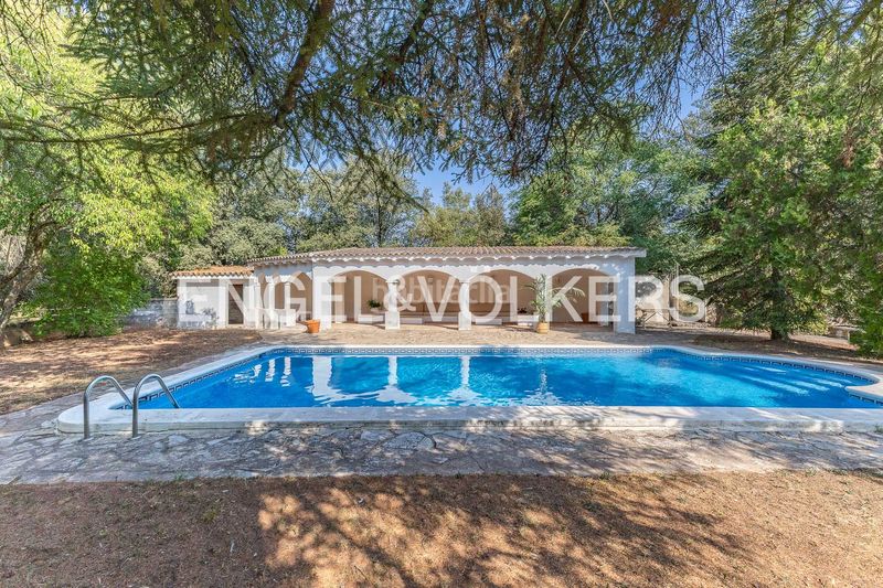 Foto 999d03c6-e794-44cd-8c67-d499ba7b4d1e. Xalet amb calefacció aparcament piscina a Sant Fruitós de Bages