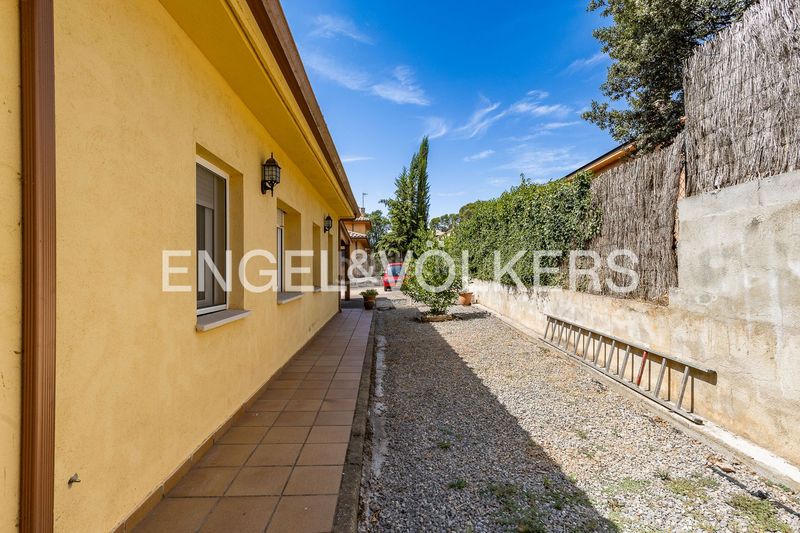 Foto f83755ea-ef0a-4c91-baaf-5a74e8f6f581. Casa amb calefacció aparcament piscina a Seva