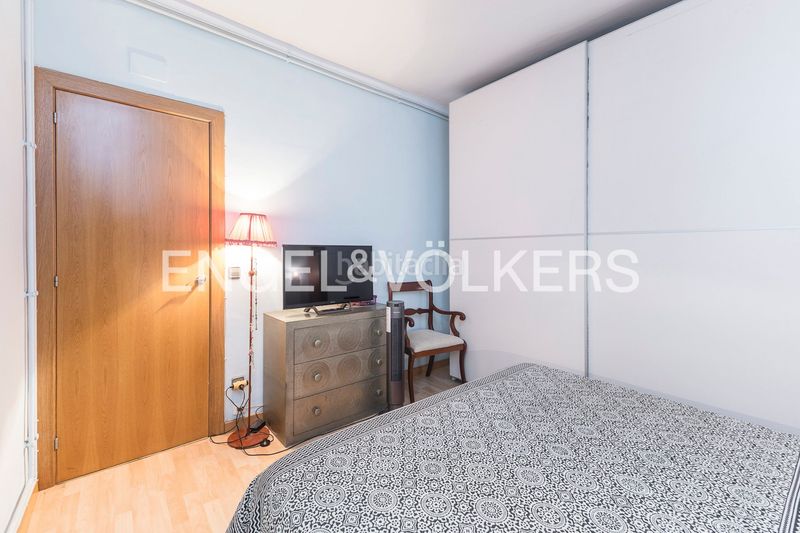 Foto 0c9fa4dd-387e-40a3-a983-18e596a4b53c. Pis amb calefacció aparcament a Putget - Farró Barcelona