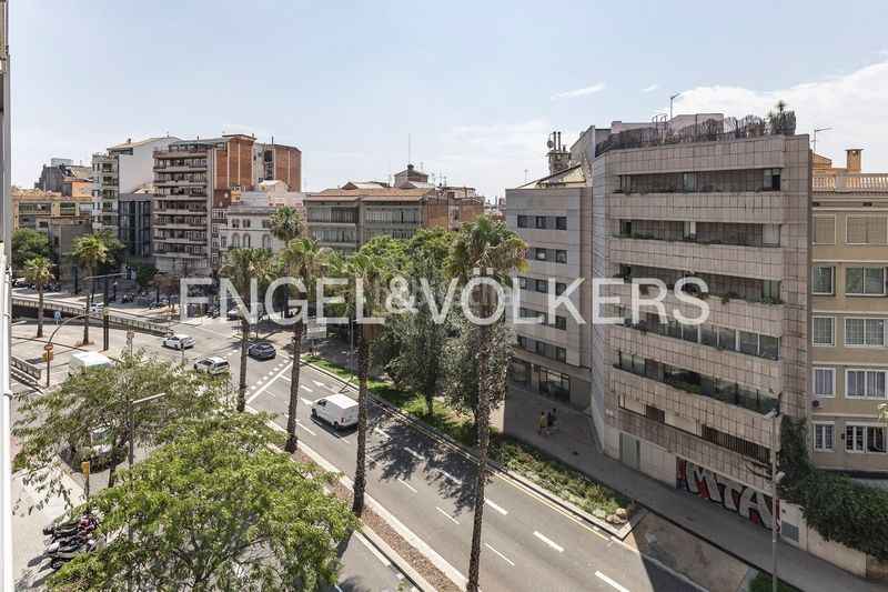 Foto ba9d10d8-4ea9-47c3-8ed0-cdb72bcca094. Pis amb calefacció aparcament a Putget - Farró Barcelona