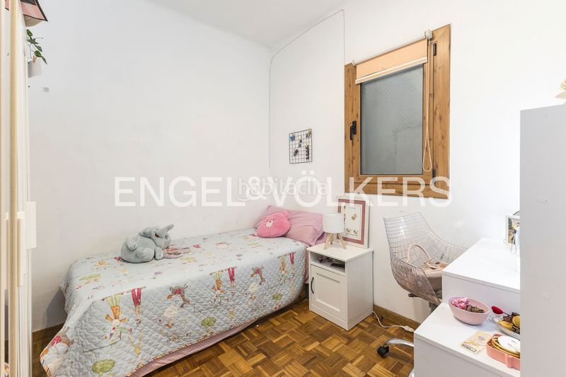 Foto ccd42e6b-0ab8-4560-9c42-d0801463f6a2. Pis amb calefacció aparcament a Putget - Farró Barcelona