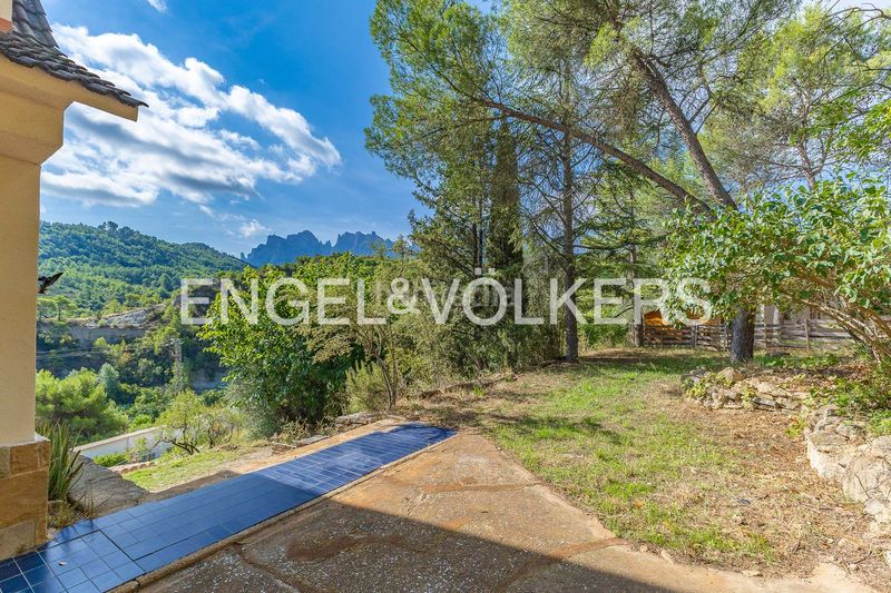 Foto 1b33f6a9-65d8-4948-9913-9b17c59062dd. Casa amb calefacció a Marganell