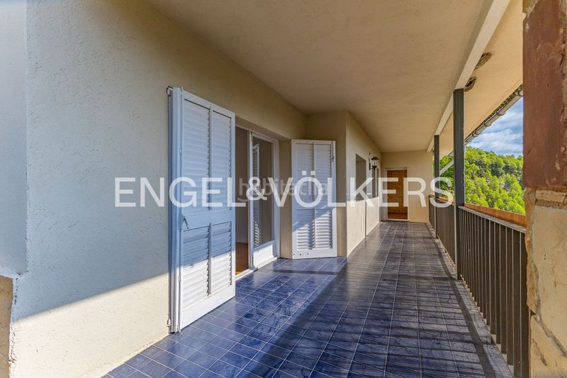 Foto cff0b721-9c06-4e06-a40b-7288d7568c7e. Casa amb calefacció a Marganell