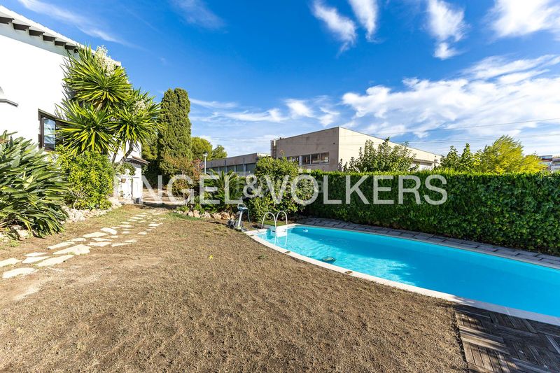 Foto 464b56db-403e-4069-b21c-8eebdee2e07f. Casa amb calefacció aparcament piscina a El Tancat-Mas d´en Gual Vendrell (El)