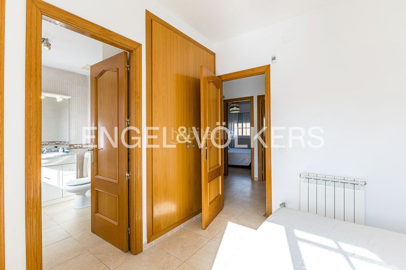 Foto dc6c6bcb-92da-4c15-b33c-6e4c9e47c25e. Casa adossada amb calefacció aparcament piscina a Altafulla