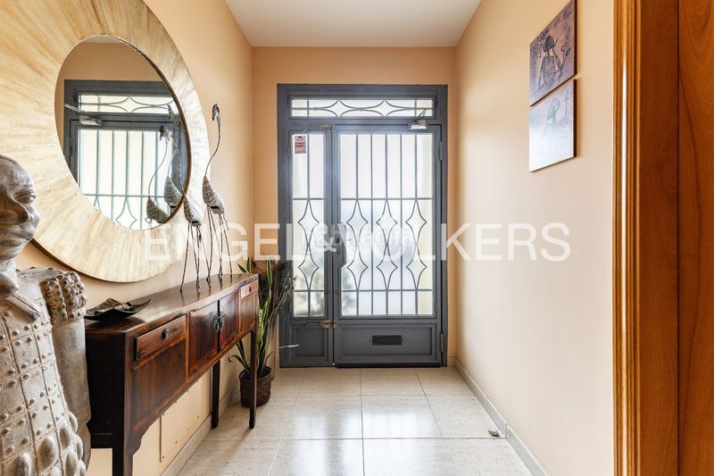 Foto a144d8c0-4c5e-43f8-ac39-3dc77d57a456. Casa adossada amb calefacció aparcament a Nucli Urbà Argentona