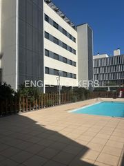 Alquiler Piso en Gorg. Exclusivo apartamento frente al mar en badalona, con terraza, pi