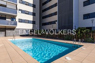 Location Appartement à Gorg. Exclusivo apartamento frente al mar en badalona, con terraza, pi