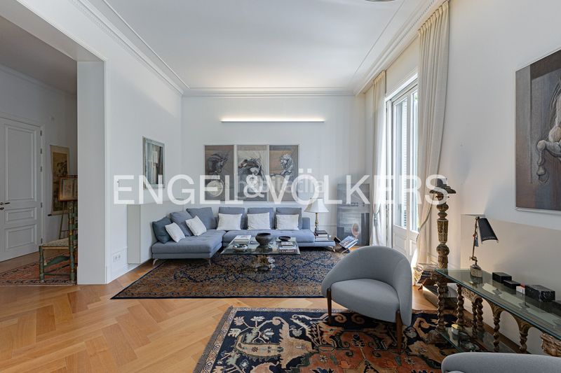 Foto a3378d43-c552-45c2-92cc-1ac0e03a7804. Pis amb calefacció piscina a Dreta de l´Eixample Barcelona
