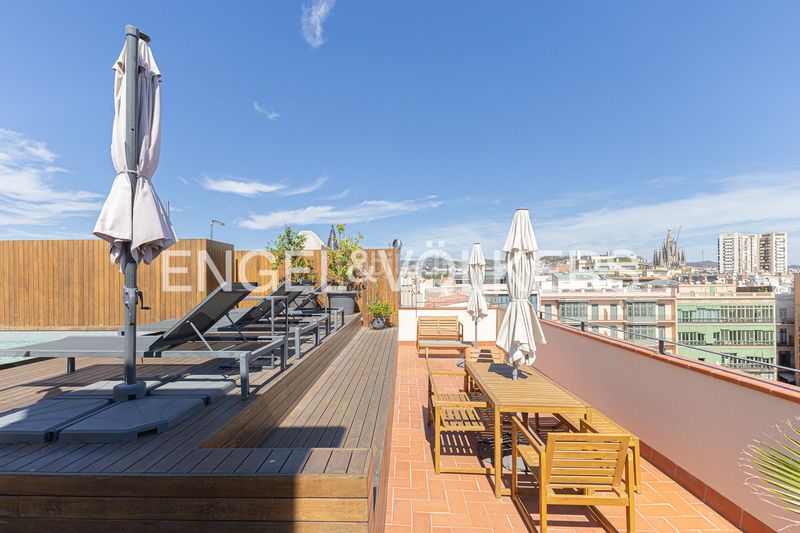 Foto a5aa56a2-4a3b-457d-a833-82d9ecc9c5d2. Pis amb calefacció piscina a Dreta de l´Eixample Barcelona
