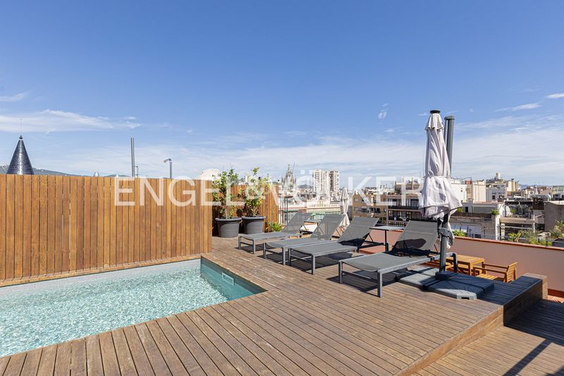 Foto f594e0da-4abd-421d-8606-bf1ccbd3b9c3. Pis amb calefacció piscina a Dreta de l´Eixample Barcelona
