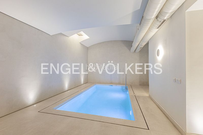 Foto fef52979-7e40-4c51-811b-2365c673d22c. Pis amb calefacció piscina a Dreta de l´Eixample Barcelona