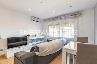 Appartement à Creu Alta. Piso de 3 habitaciones en excelente estado.