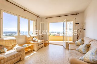 Pis a Barri de Mar. Oportunidad amplio y luminoso piso en el paseo marítimo  barri d