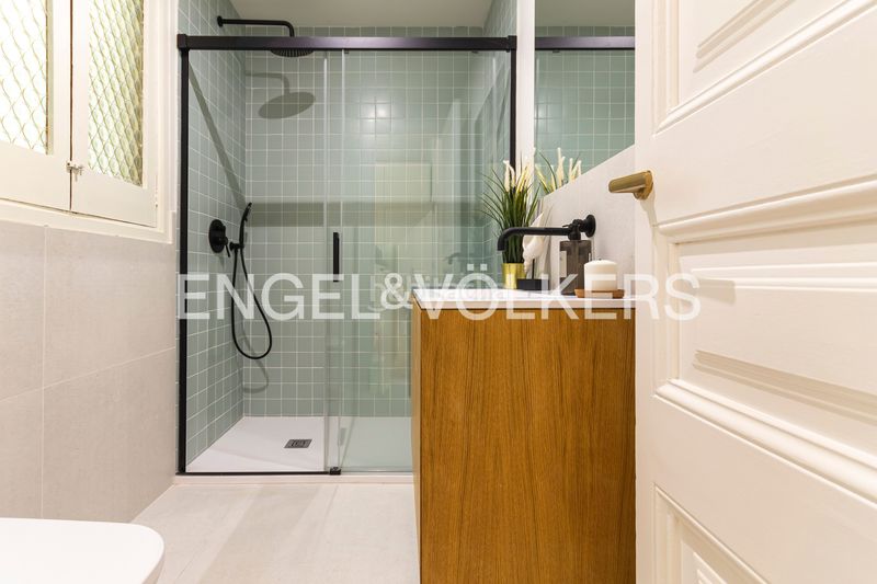 Foto fdec1c72-75e6-426d-85c0-fa6d4ebe9525. Pis amb calefacció a Dreta de l´Eixample Barcelona