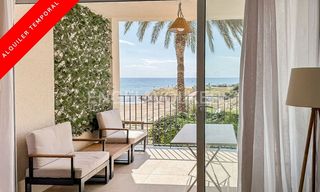 Affitto Appartamento in Aiguadolç - Sant Sebastià. Magnífico piso reformado en primera línea de mar en sitges