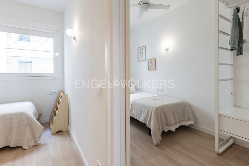 Foto 03c58d26-dc26-4dba-b597-0797857492fa. Alquiler piso magnífico piso reformado en primera línea de mar en Sitges