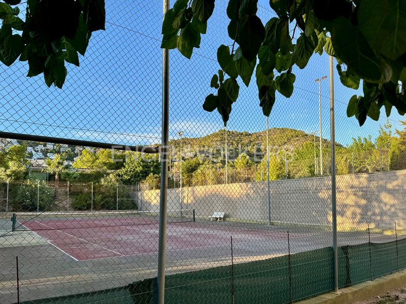 Foto 1ed3b224-a7be-4ed3-b85c-2e7f55d7f149. Alquiler piso magnífico piso reformado en primera línea de mar en Sitges