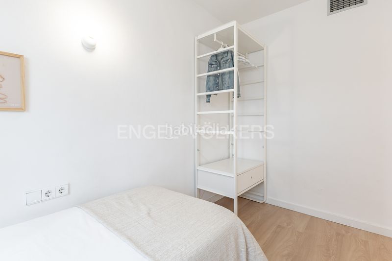 Foto d958f620-31a0-40fa-8e7d-f2b1d971c5e1. Alquiler piso magnífico piso reformado en primera línea de mar en Sitges
