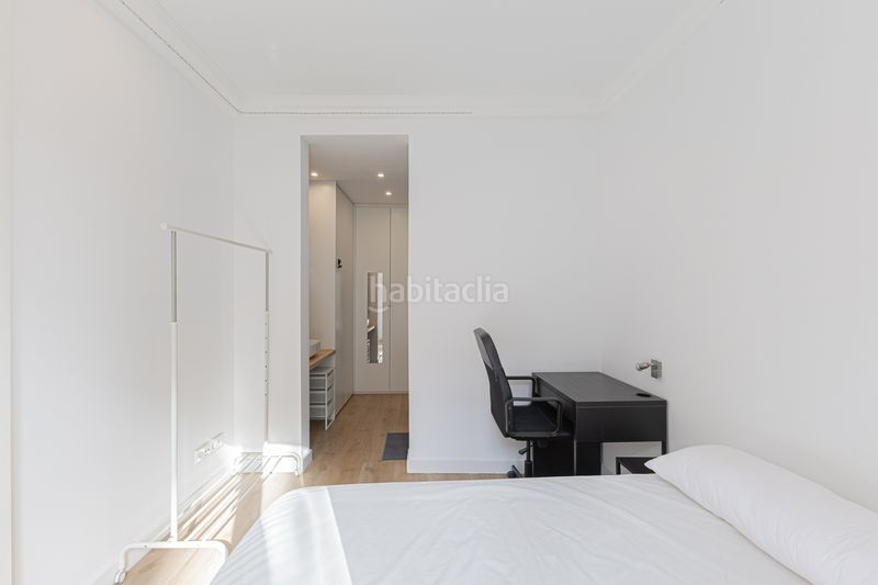 Foto 3dd6234a-6706-4fee-8910-e24a74b049dd. Pis amb calefacció a Sagrada Família Barcelona