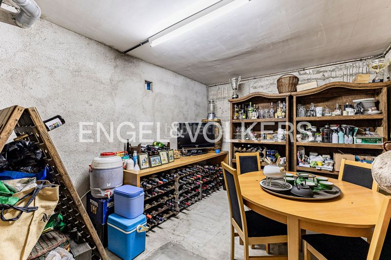 Foto 1f9923fb-cdea-470f-87c2-214abb18e201. Casa  de ensueño con piscina y vistas a los viñedos en Begues