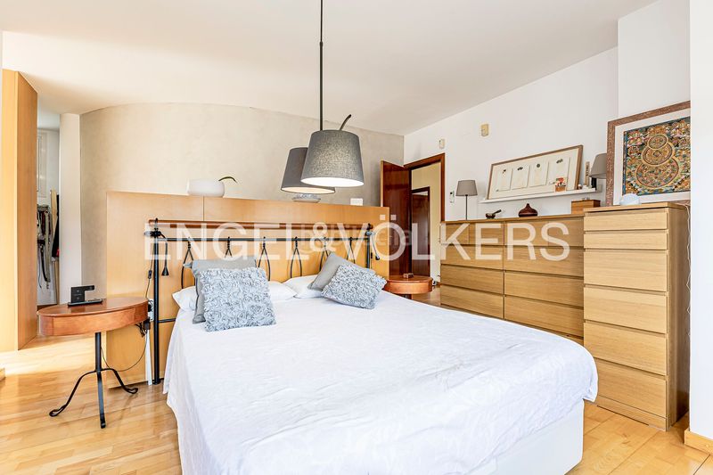 Foto c4fd1e61-77bf-48f5-8f94-4c8fb8d12695. Casa  de ensueño con piscina y vistas a los viñedos en Begues