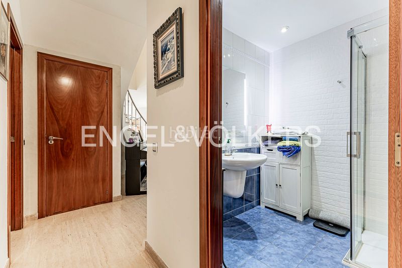 Foto d5156e1d-ad81-48bb-93d8-25e183c1e6f7. Casa  de ensueño con piscina y vistas a los viñedos en Begues