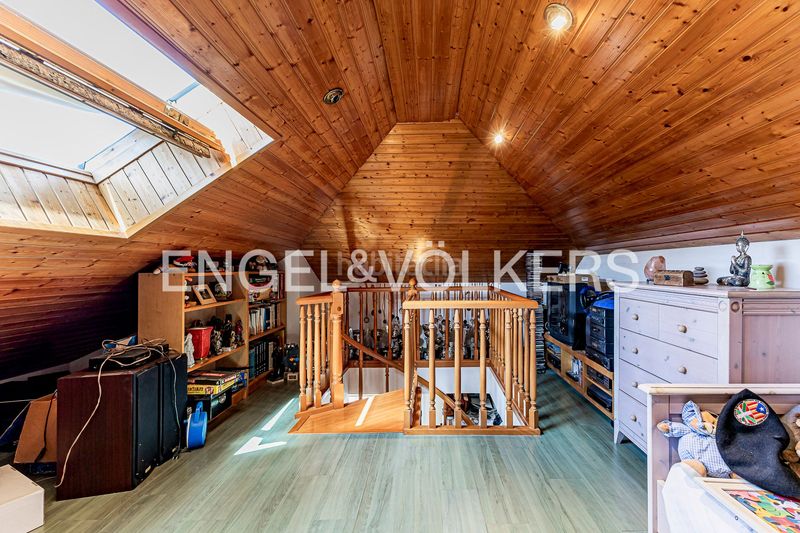 Foto fc8d3084-9534-4721-bbc3-87c1cde58c54. Casa  de ensueño con piscina y vistas a los viñedos en Begues