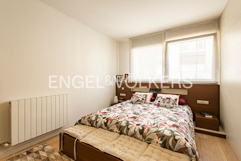 Foto aa7b56c7-d3d1-4e4e-8a3a-3ad0c7c28d36. Casa amb calefacció a Barri de les Corts Barcelona
