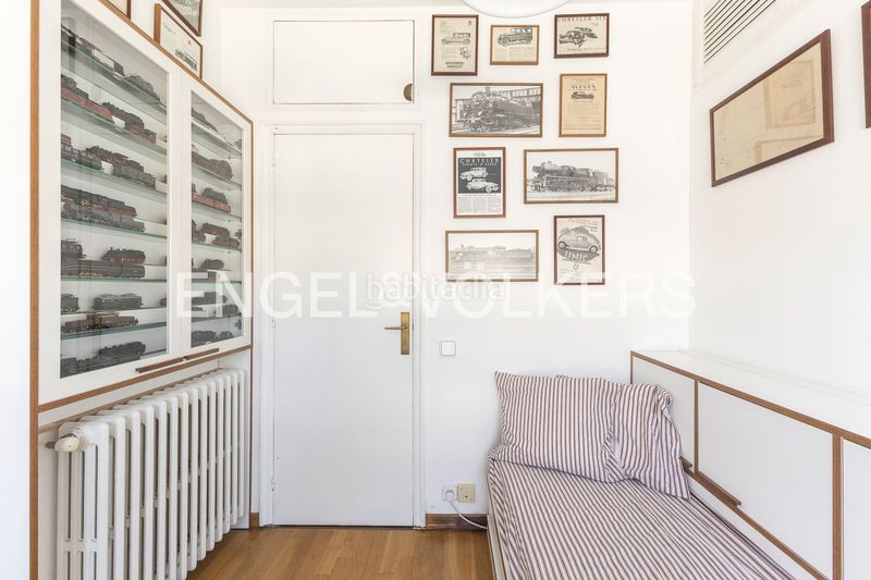 Foto 07905c1d-1704-4cad-ab42-47384b8661a9. Àtic amb calefacció a Putget - Farró Barcelona