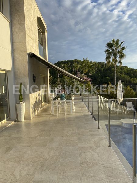 Foto c432fa5f-57ab-4cc5-a054-c876a67a2fe7. Alquiler casa magnífica casa con vistas despejadas. en Sitges