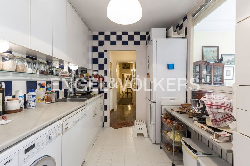 Foto 02d30c6b-84f3-4744-b811-6ef4c13b3a97. Casa amb calefacció aparcament a Sant Gervasi - Bonanova Barcelona